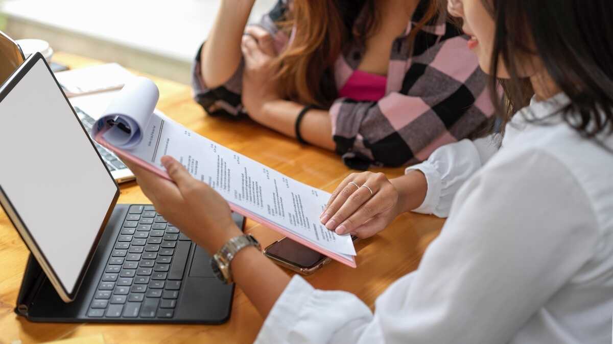 Bonusar ökar för egenföretagare och små och medelstora företag som tecknar utbildningskontrakt med sina anställda