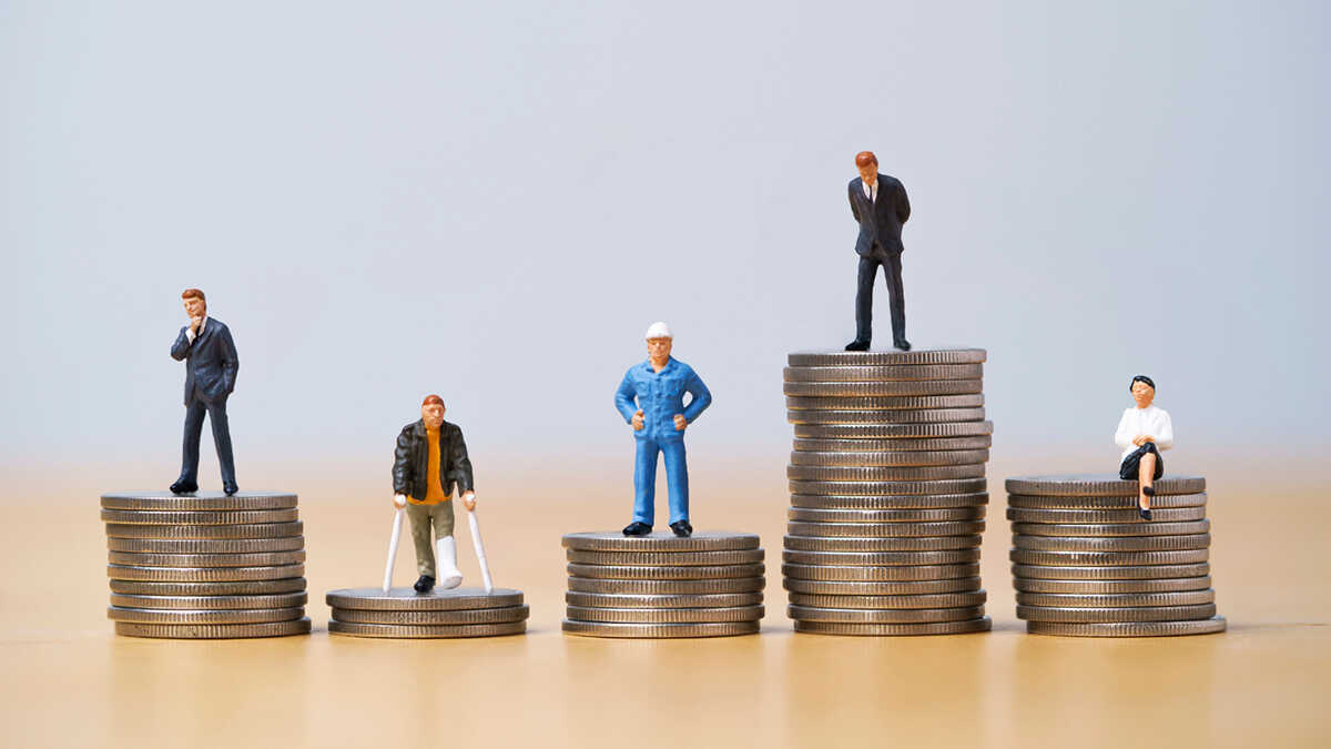 Att anställa en arbetare har aldrig varit så dyrt: det kostar redan 3 278 euro per månad för egenföretagare och små och medelstora företag