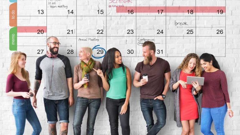 Den 15 augusti infaller på en lördag: vilket små och medelstora företag bör kompensera med ytterligare en ledig dag
