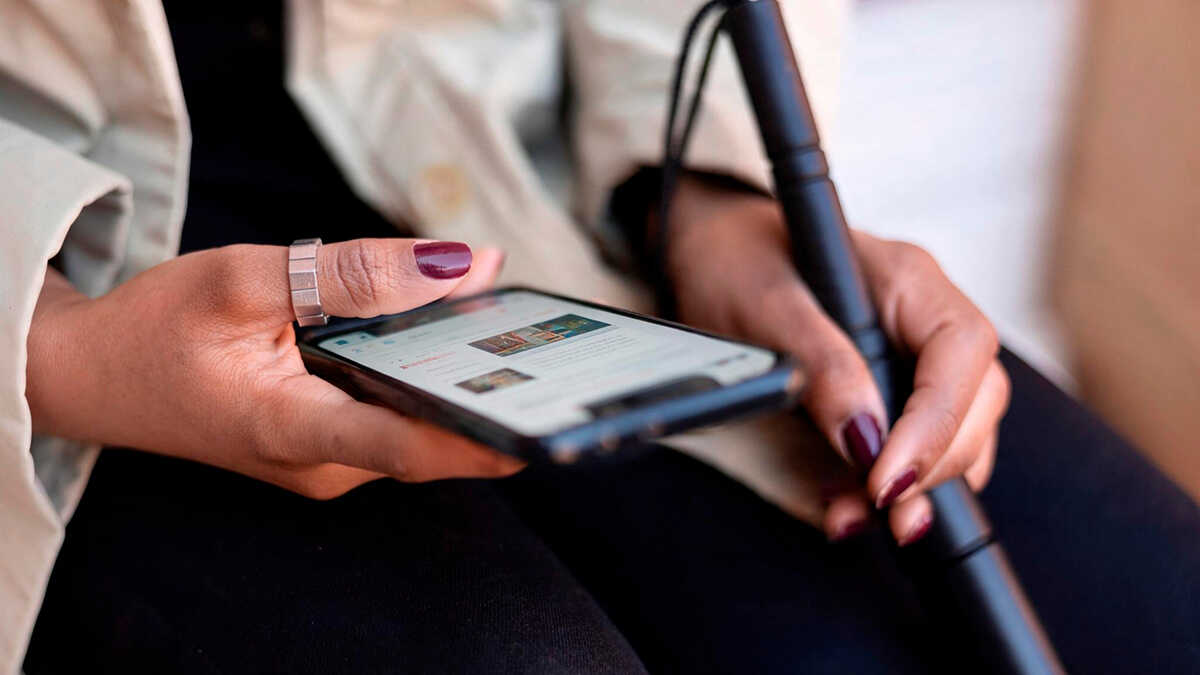 Consumer Affairs kommer inte att bötfälla egenföretagare för att göra deras webbplatser mer tillgängliga, men marknadsplatserna kräver det