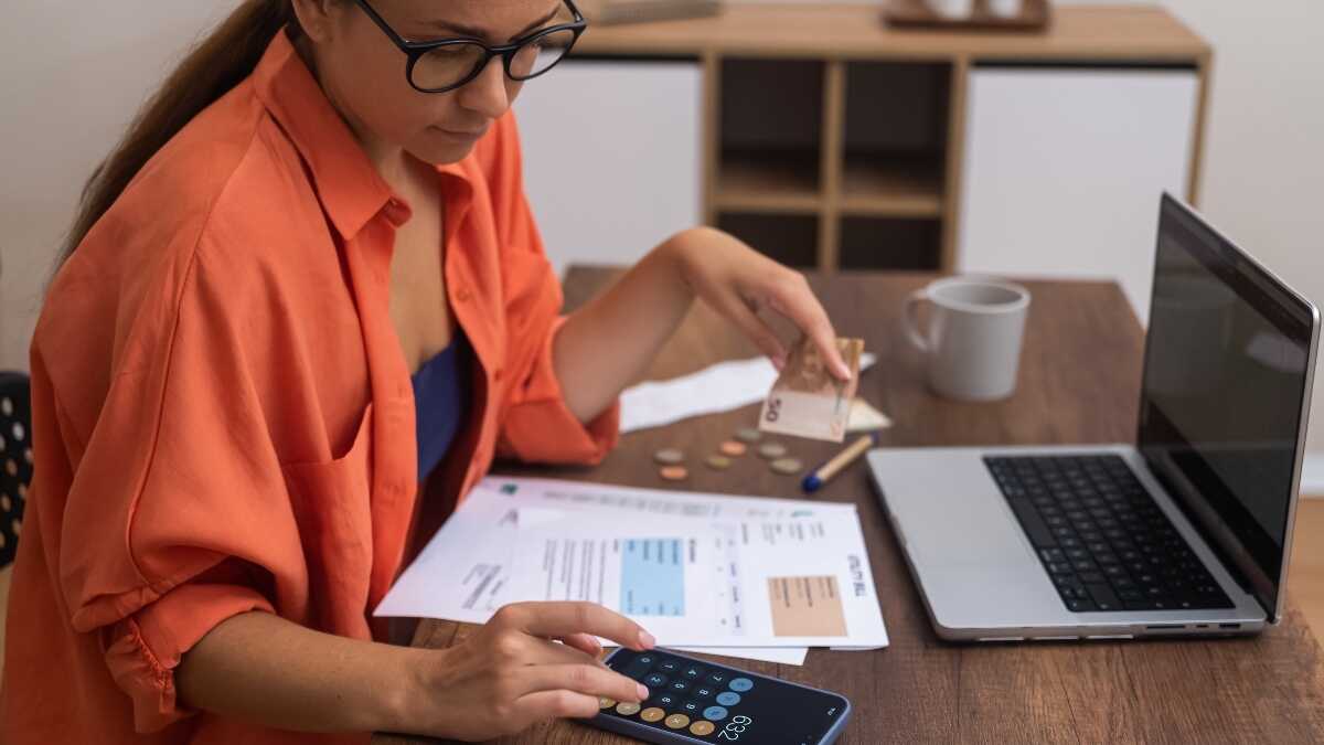Socialförsäkringen ger egenföretagare tre månader på sig att betala sina utestående avbetalningar