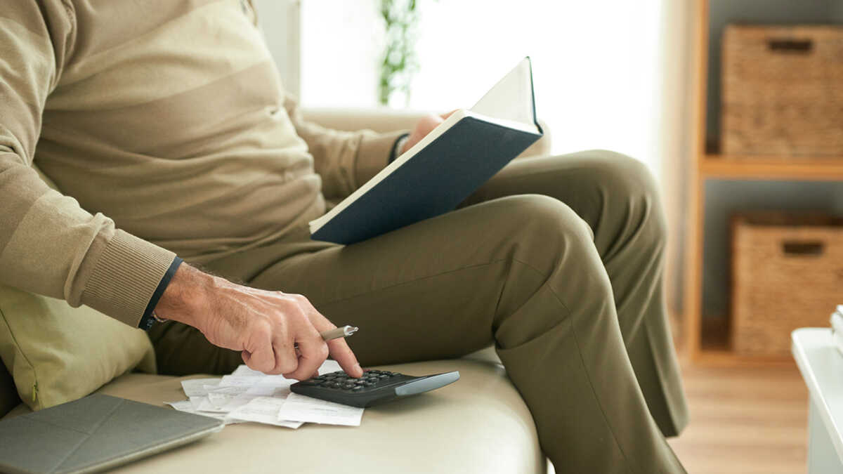Socialförsäkringen förklarar vilka egenföretagare som kan samla in två pensioner samtidigt 2026