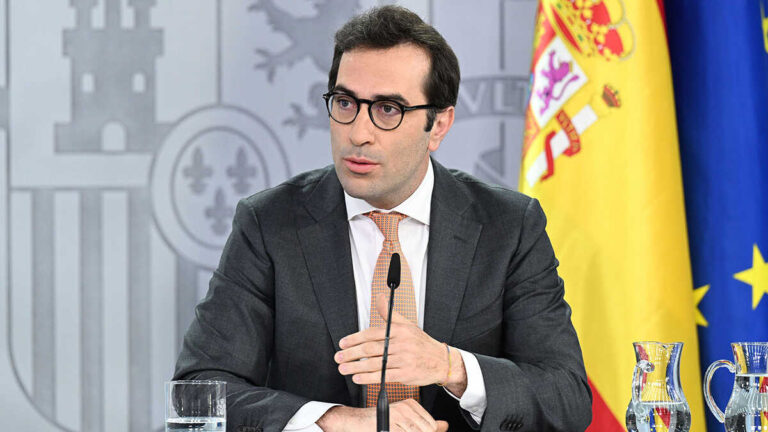 Spanien kan förlora 1 362 miljoner i europeiskt bistånd, hälften av det kopplat till utbildning och projekt för små och medelstora företag

